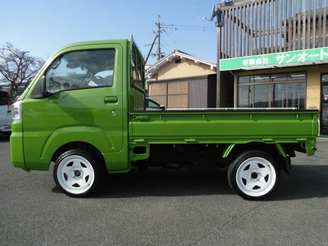 DAIHATSU HIJET TRUCK 4WD 2021 Image 31