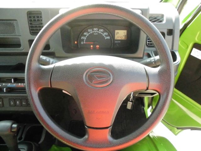 DAIHATSU HIJET TRUCK 4WD 2021 Image 31