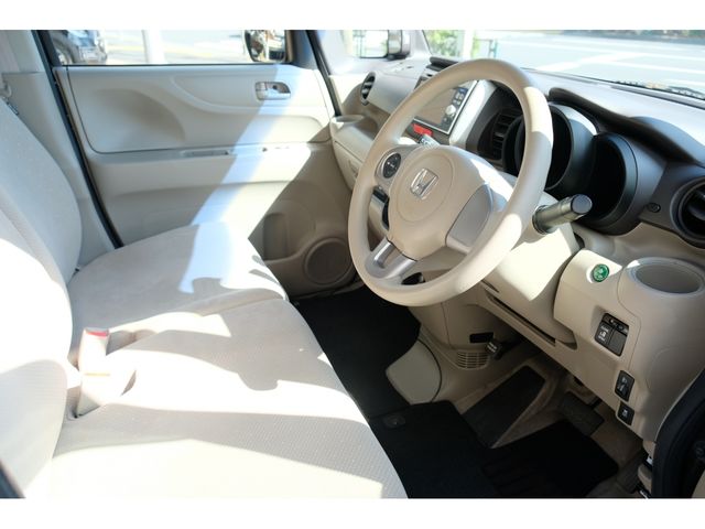 HONDA N BOX 2012 Image 31