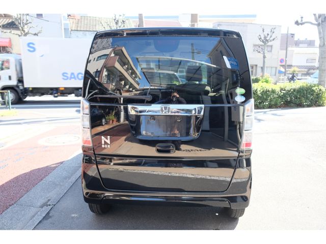 HONDA N BOX 2012 Image 31