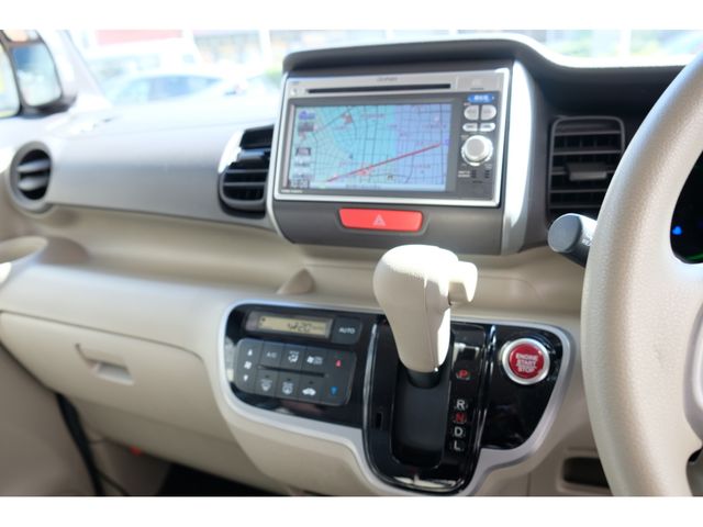 HONDA N BOX 2012 Image 31