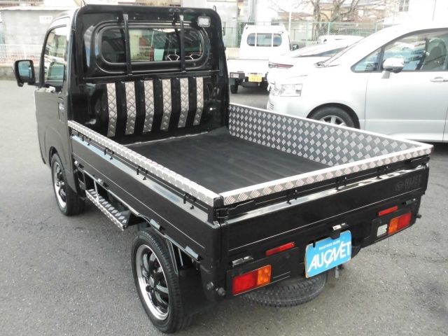 DAIHATSU HIJET TRUCK 4WD 2022 Image 31