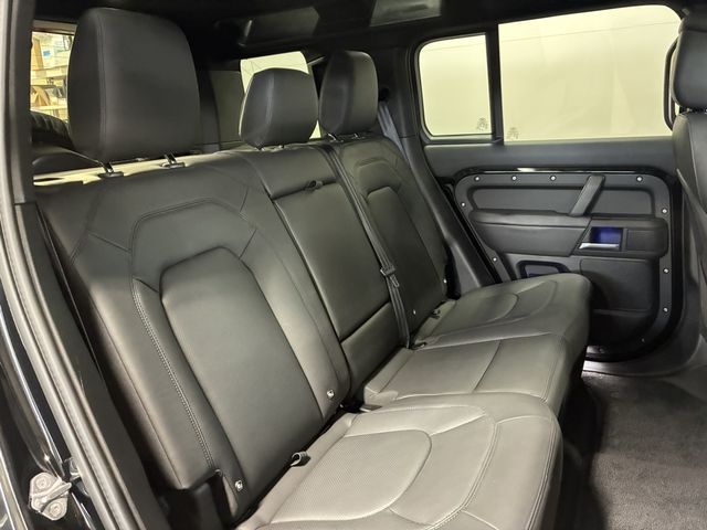 ROVER DEFENDER 2025 Image 31
