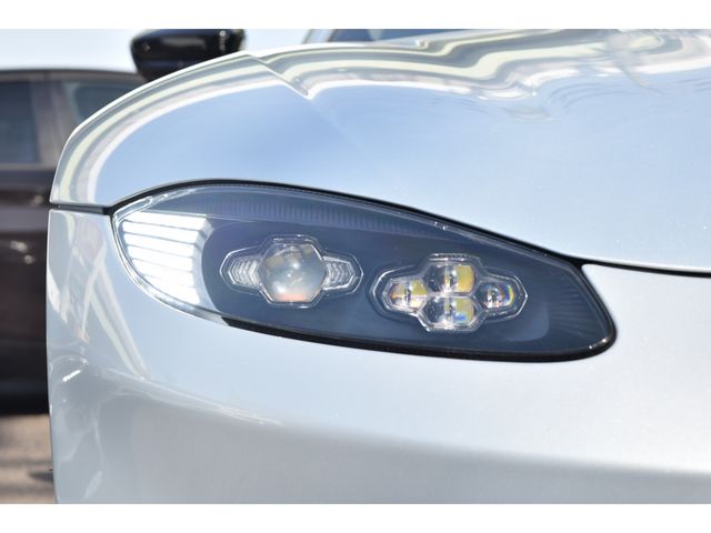 ASTON MARTIN ASTON MARTIN 2019 Image 31