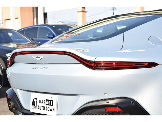 ASTON MARTIN ASTON MARTIN 2019 Image 31