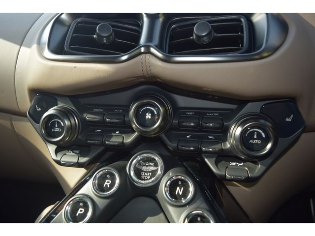 ASTON MARTIN ASTON MARTIN 2019 Image 31