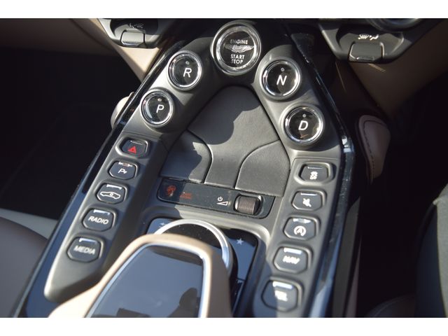 ASTON MARTIN ASTON MARTIN 2019 Image 31