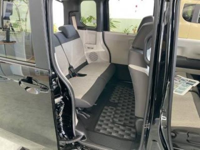 HONDA N BOX 2024 Image 31