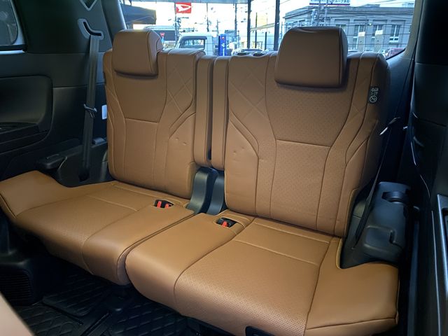 TOYOTA VELLFIRE  HYBRID 2026 Image 31