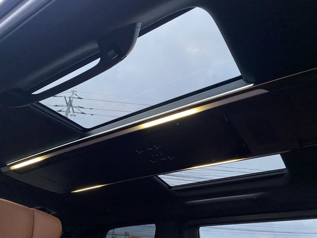 TOYOTA VELLFIRE  HYBRID 2026 Image 31