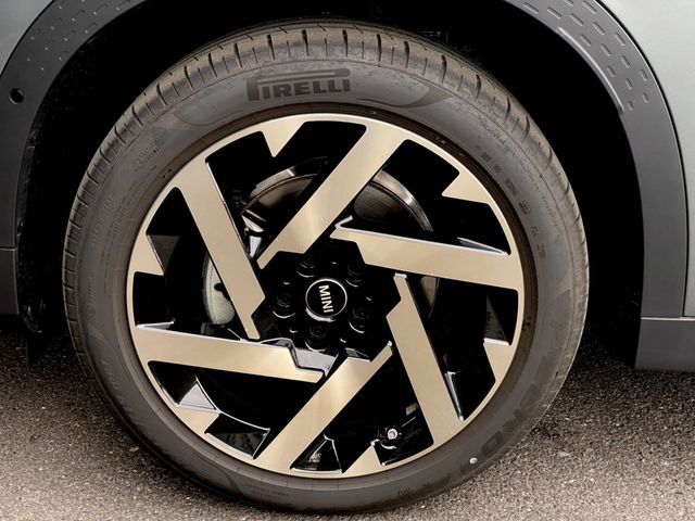 BMW MINI COUNTRYMAN 2024 Image 31