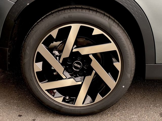 BMW MINI COUNTRYMAN 2024 Image 31