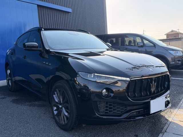 MASERATI LEVANTE 2019 Image 31