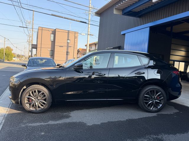 MASERATI LEVANTE 2019 Image 31