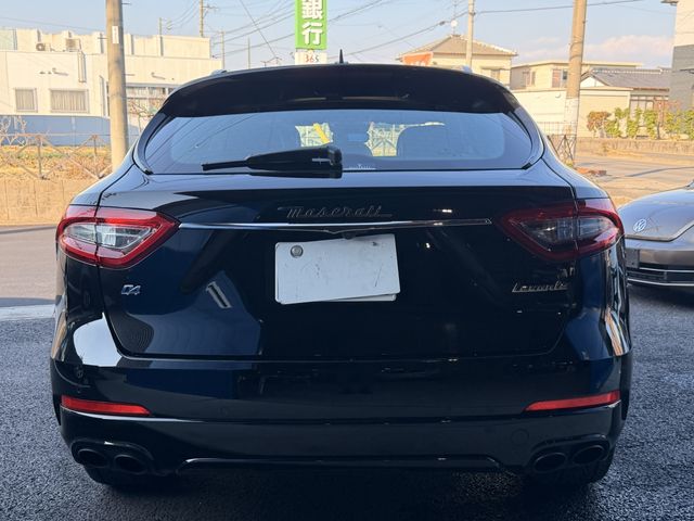 MASERATI LEVANTE 2019 Image 31