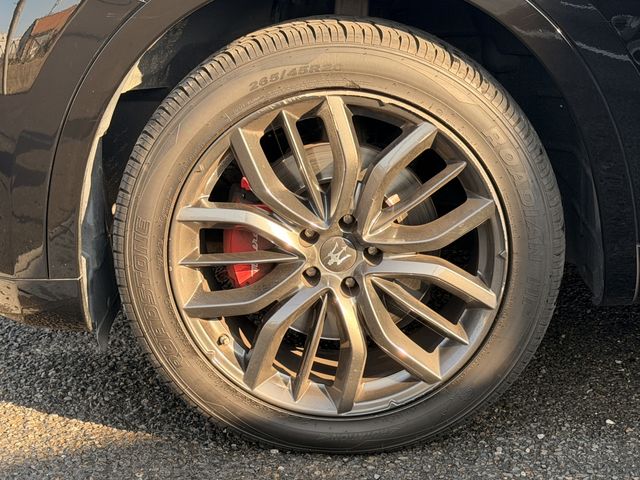 MASERATI LEVANTE 2019 Image 31