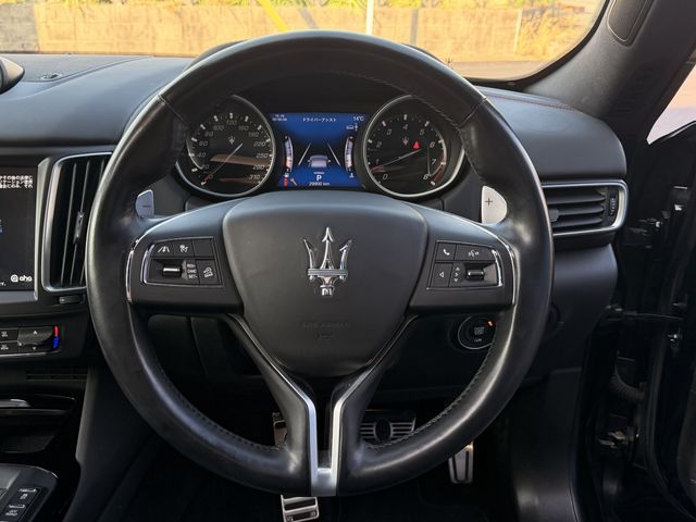 MASERATI LEVANTE 2019 Image 31