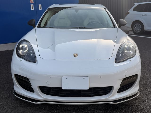 PORSCHE PANAMERA 2012 Image 31