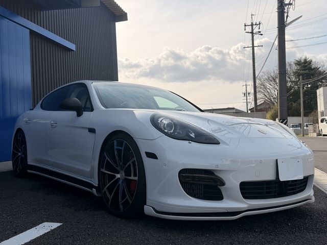 PORSCHE PANAMERA 2012 Image 31