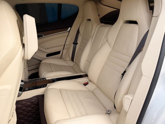 PORSCHE PANAMERA 2012 Image 31