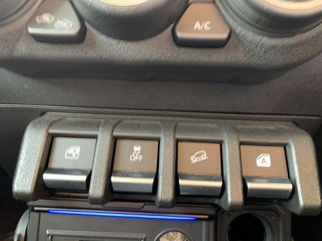 SUZUKI JIMNY 4WD 2023 Image 31