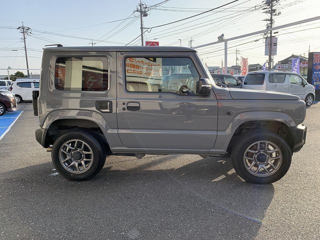 SUZUKI JIMNY 4WD 2023 Image 31