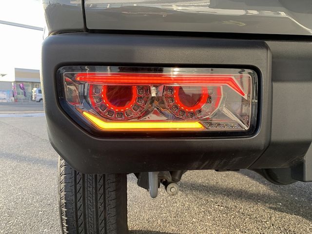 SUZUKI JIMNY 4WD 2023 Image 31