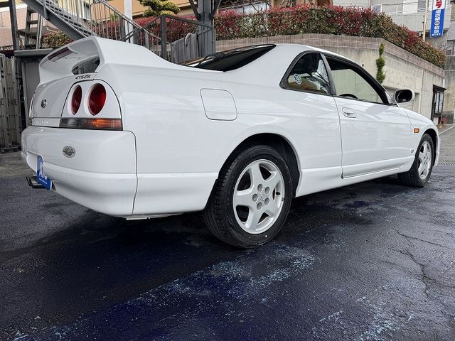 NISSAN SKYLINE COUPE 1997 Image 31
