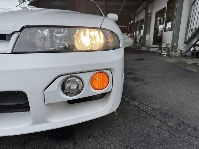 NISSAN SKYLINE COUPE 1997 Image 31