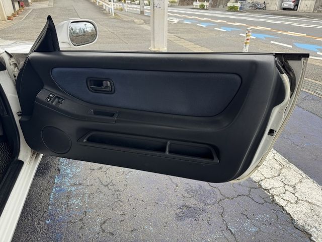 NISSAN SKYLINE COUPE 1997 Image 31