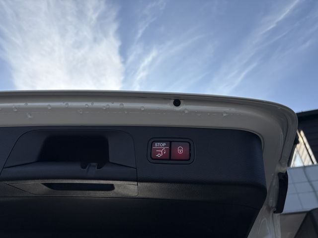 MERCEDES BENZ GLC CL 2020 Image 31