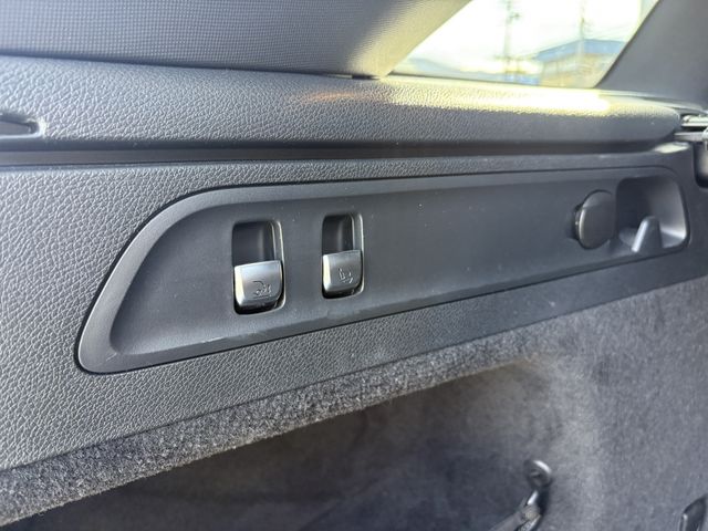 MERCEDES BENZ GLC CL 2020 Image 31