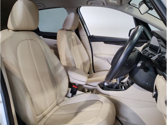 BMW 2SERIES ACTIVE T 2016 Image 31