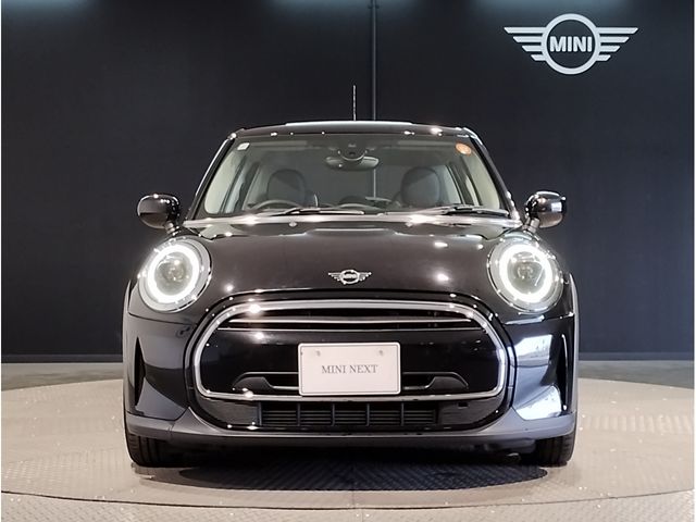 BMW MINI ONE 5DOOR 2022 Image 31