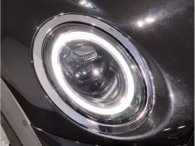 BMW MINI ONE 5DOOR 2022 Image 31