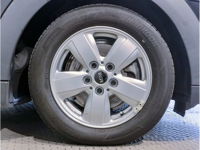 BMW MINI ONE 5DOOR 2022 Image 31