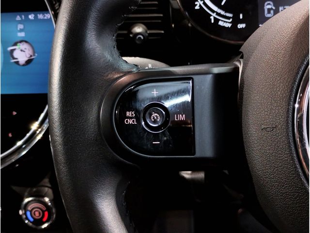 BMW MINI ONE 5DOOR 2022 Image 31