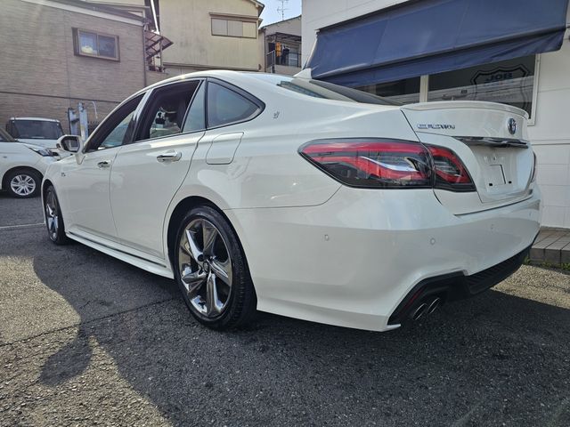 TOYOTA CROWN SEDAN HYBRID 2019 Image 31