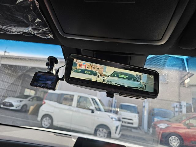 TOYOTA CROWN SEDAN HYBRID 2019 Image 31