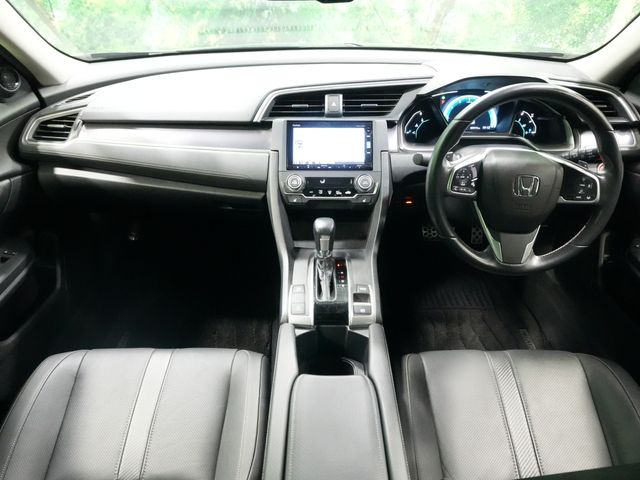 HONDA CIVIC SEDAN 2018 Image 31