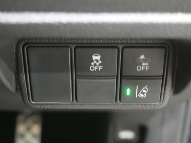 HONDA CIVIC SEDAN 2018 Image 31