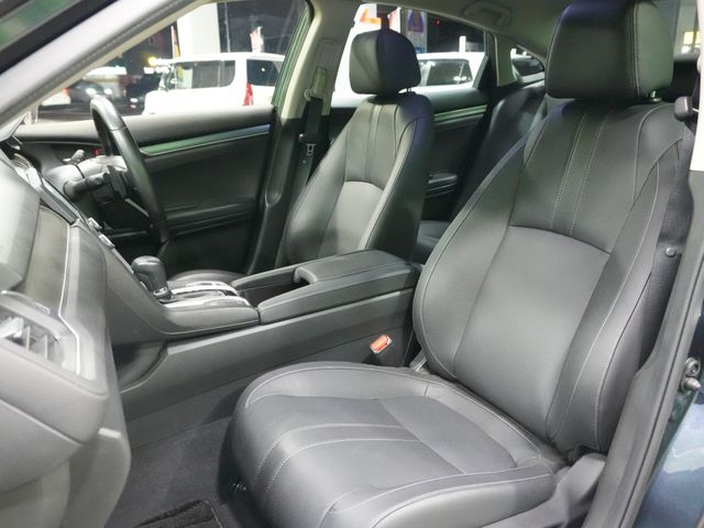 HONDA CIVIC SEDAN 2018 Image 31