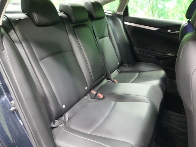 HONDA CIVIC SEDAN 2018 Image 31
