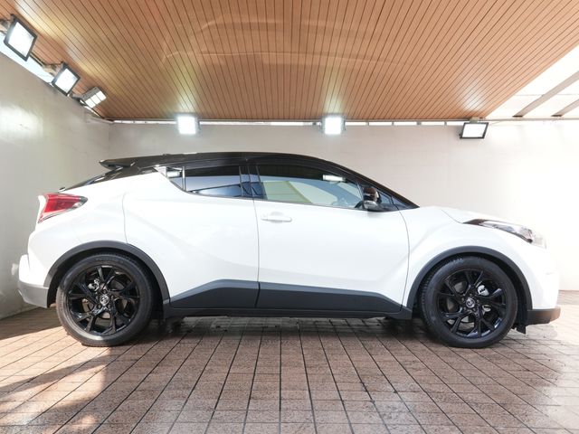TOYOTA C-HR 4WD 2019 Image 31