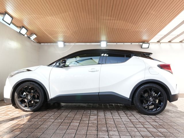 TOYOTA C-HR 4WD 2019 Image 31