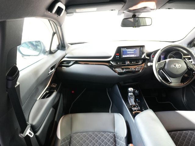 TOYOTA C-HR 4WD 2019 Image 31