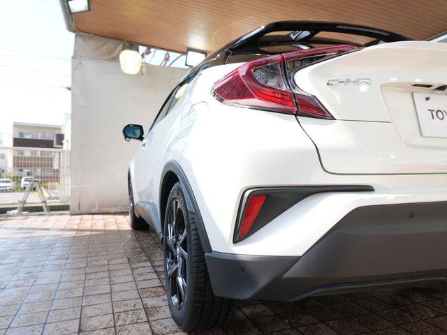 TOYOTA C-HR 4WD 2019 Image 31