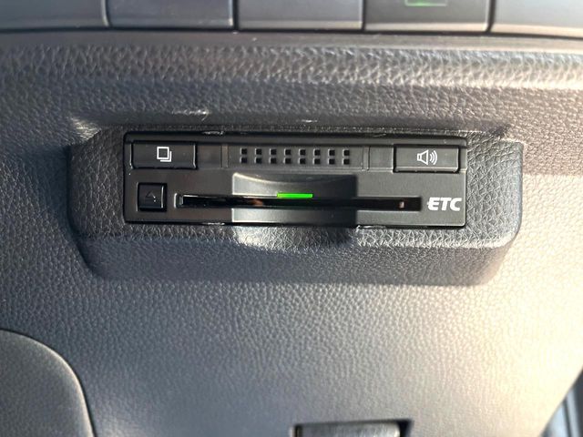 TOYOTA COROLLA TOURING HYBR 2020 Image 31