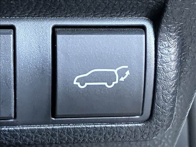 TOYOTA COROLLA CROSS HYBRID 2023 Image 31