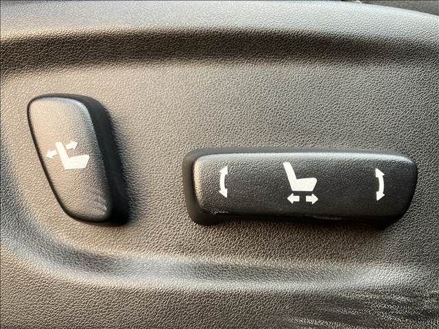 TOYOTA LANDCRUISER PRADO 2023 Image 31